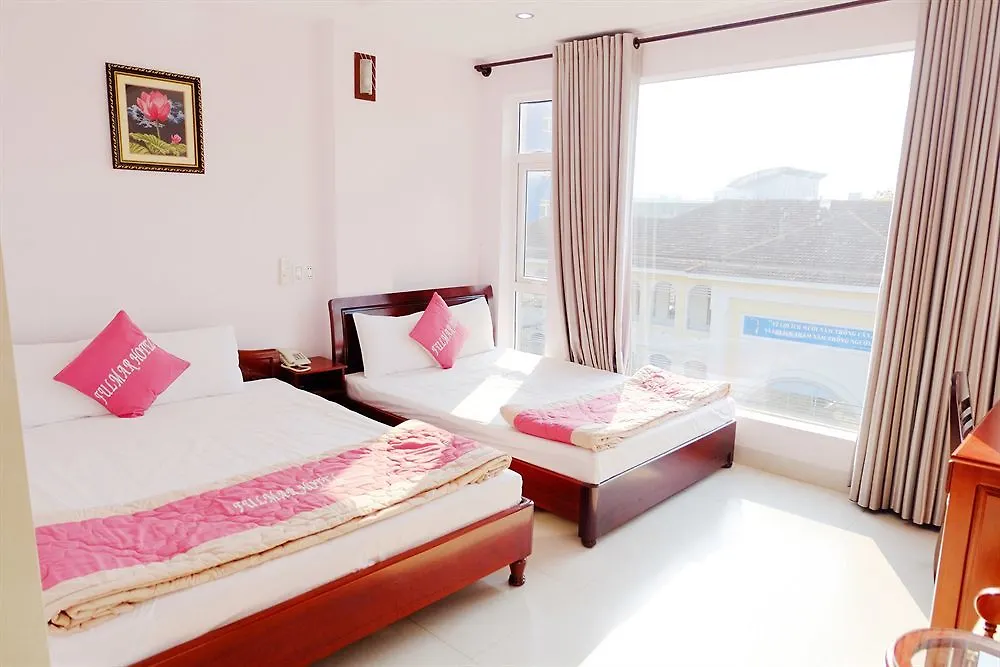 Fulmar Hotel Da Nang 2*,