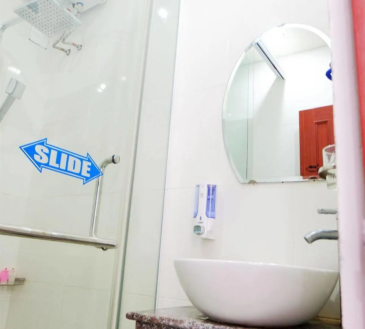 Fulmar Hotel Da Nang 2*,  Vietnam